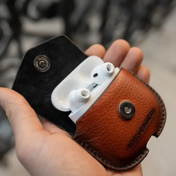 Melvin & Hamilton Lederwaren·Airpods Case | Airpod Case^Buddy Oranje